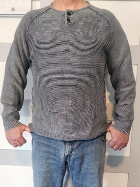 Carbon To Cobalt Men's Knitted Henley Sweater - Classic Casual (L)